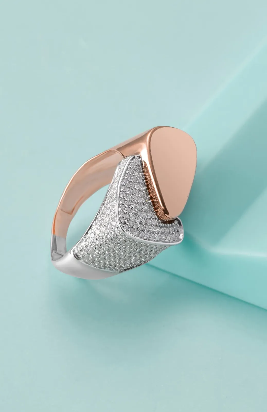 Product & Jewelry photo after professional editing by EditWise
